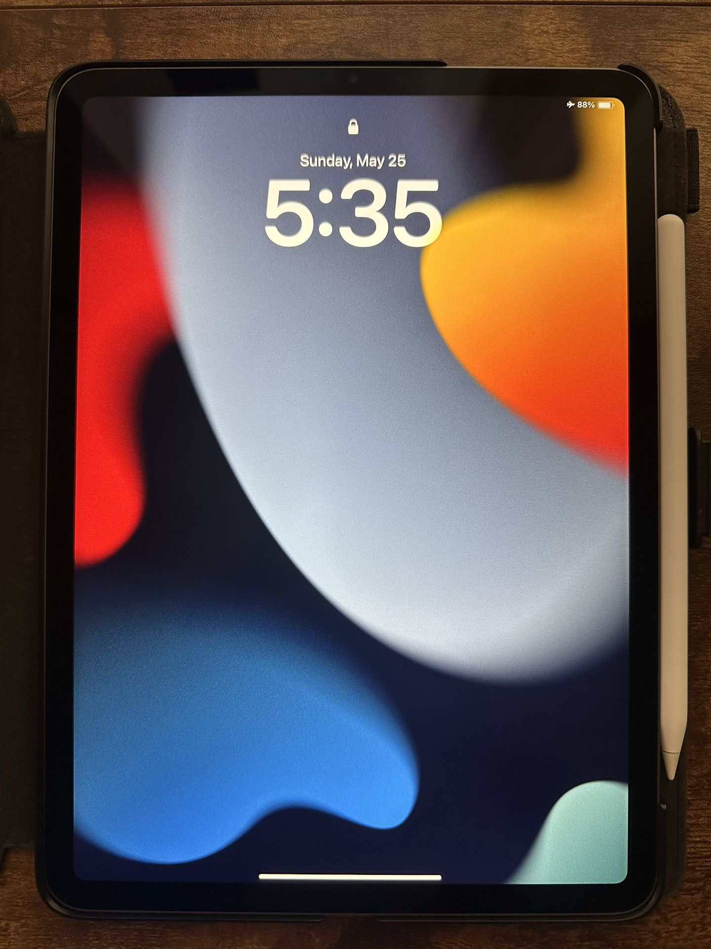 iPad Pro 11" 3rd Gen M1 256GB Space Gray + Apple Pencil Bundle - Excellent