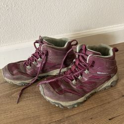 Kids Hiking Boots Size 4