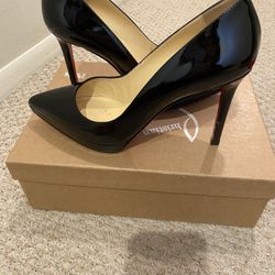 Christian Louboutin Pigalle Plato Black Patent Heel. Size 38.5