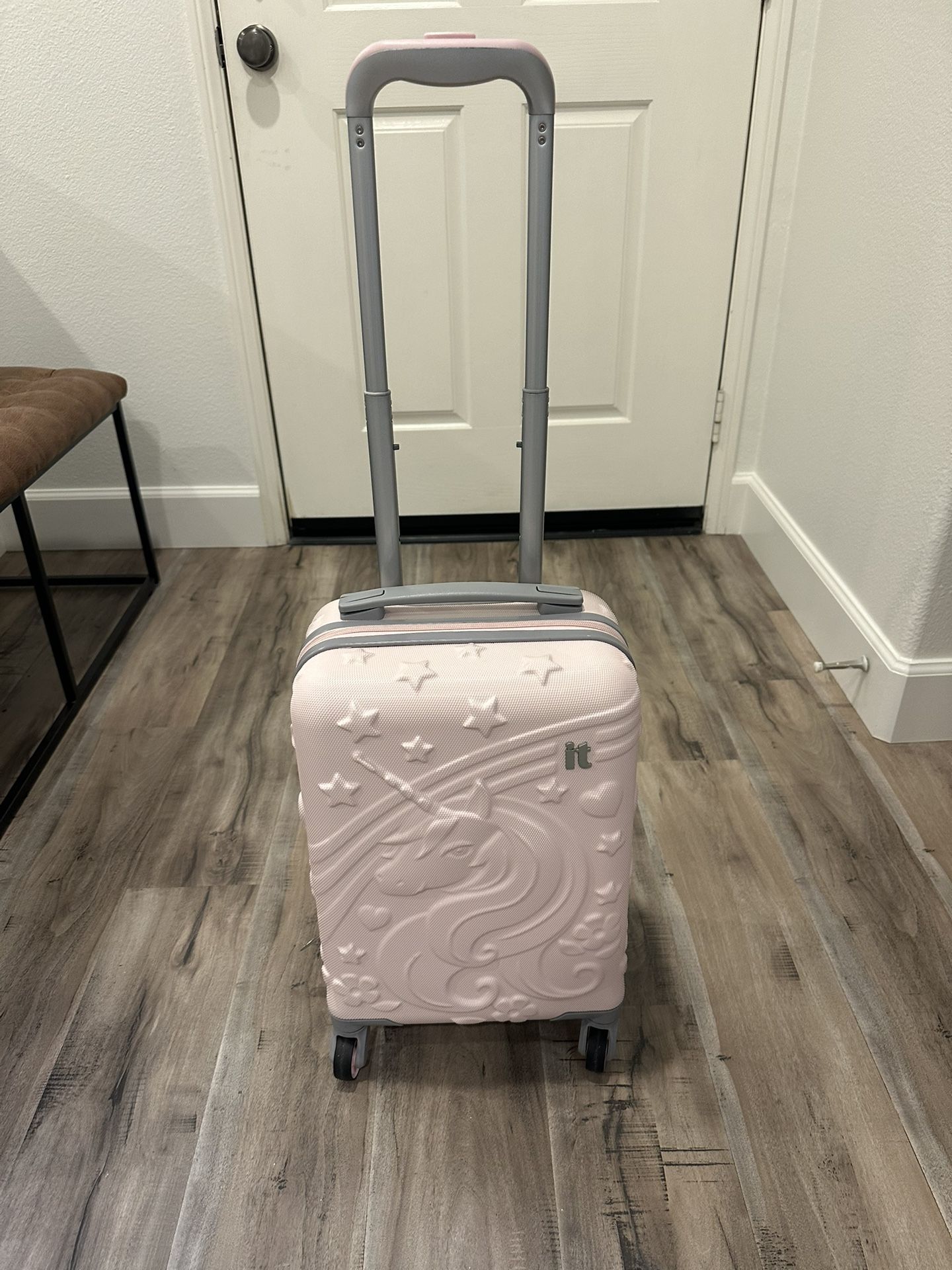 18” Unicorn Spinner Suitcase