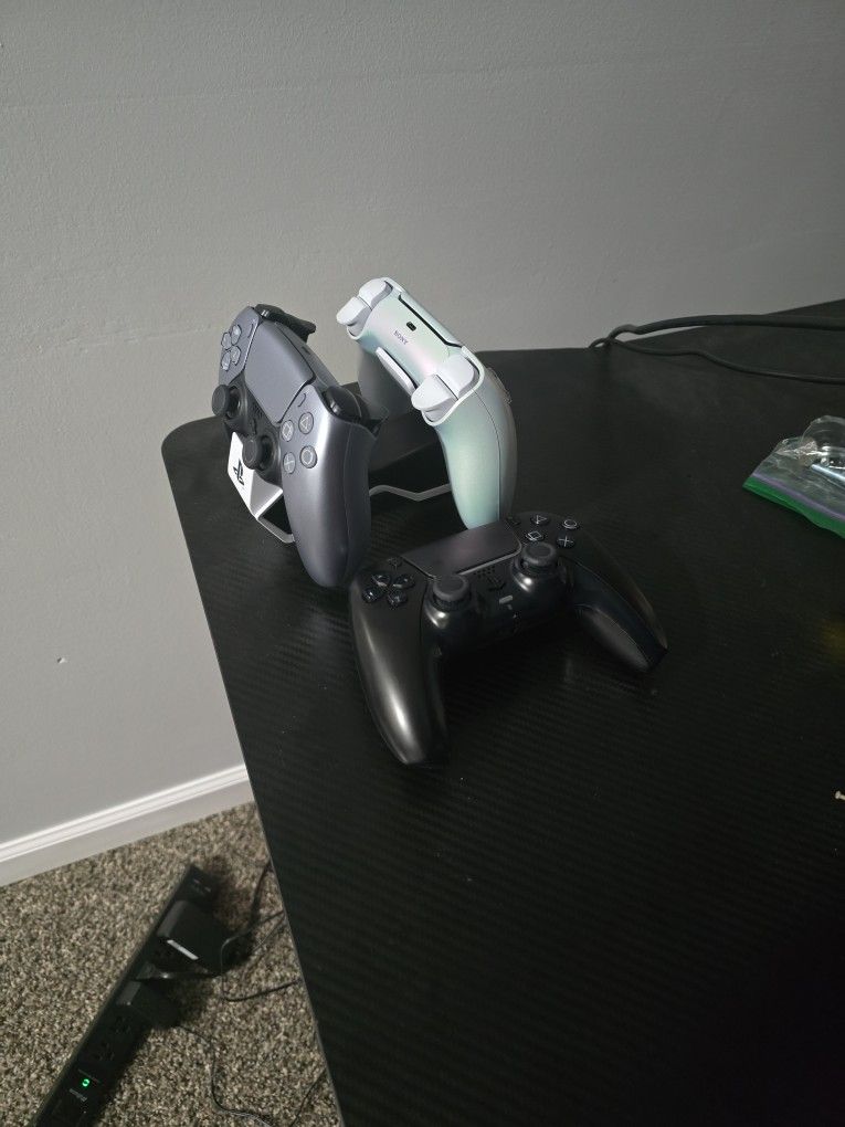 PS5 With Accessories