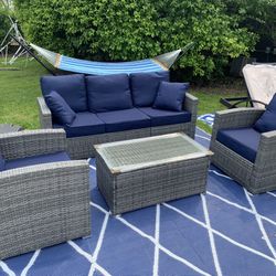 4 Piece Patio Wicker Rattan Outdoor Furniture - Couch, 2 Chairs, Table*LOCAL DELIVERY*
