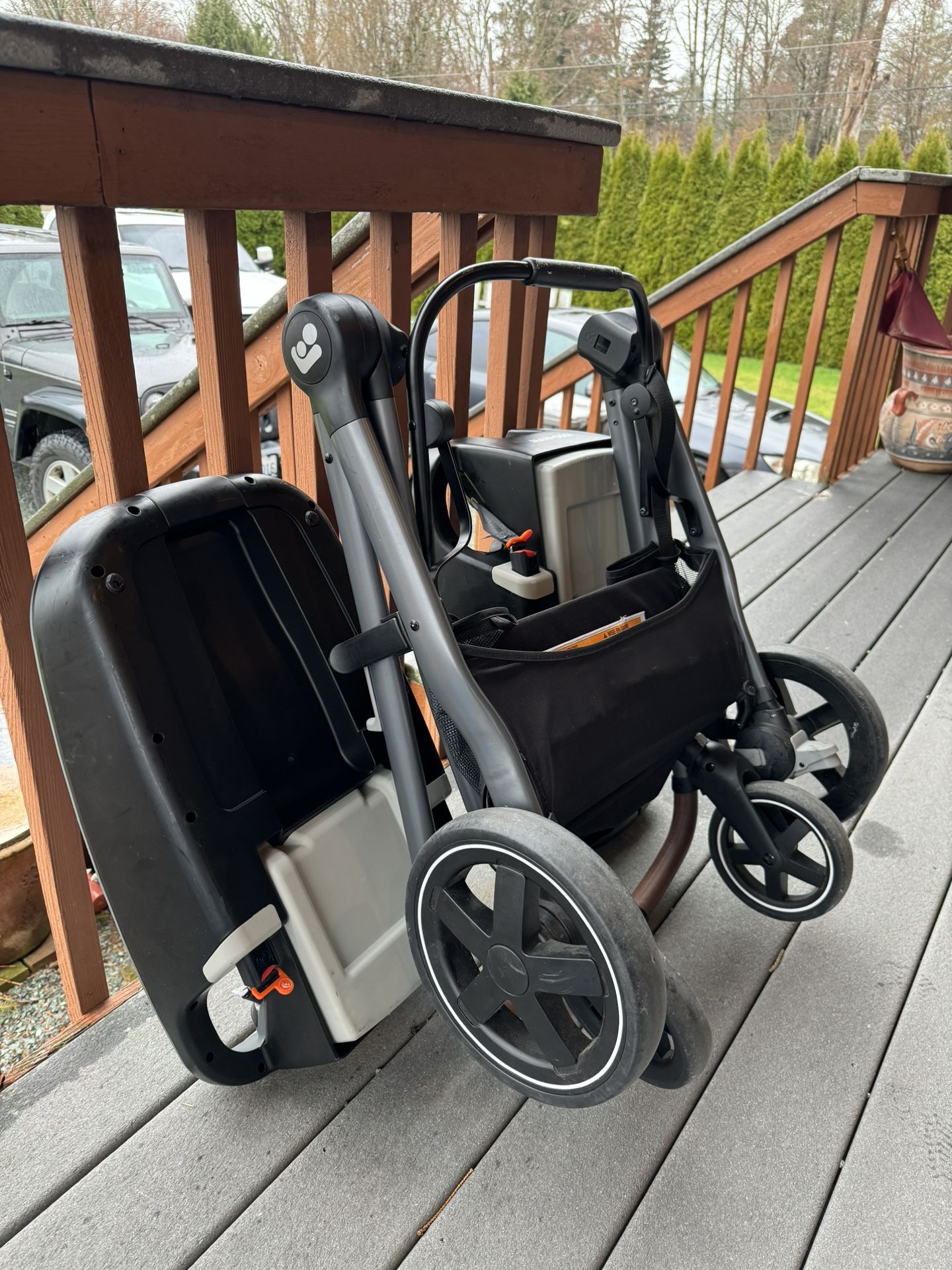 Maxi-Cosi Zelia 5 In 1 Travel System