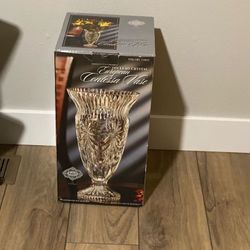 European Contessa Vase, 24% Lead Crystal 