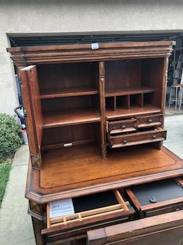 Desk, Chair, Hutch Combo. Hardwood