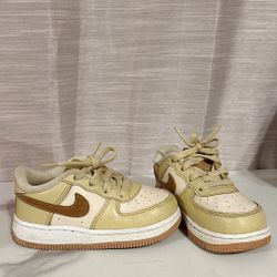 Nike Air Force 1s 8c