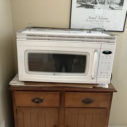 Large Under Counter Microwave 