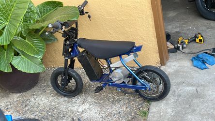 35 mph top speed razor MX 350 modified 48 V 35 mph top speed￼