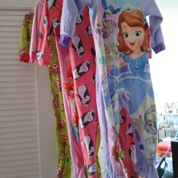 Set If 4 Girls Pajamas