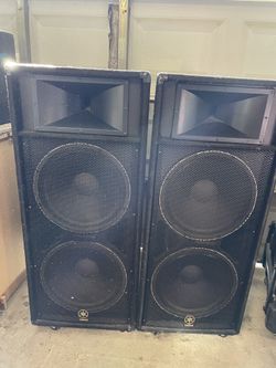 2 YAMAHA S 215 V Passive Speakers 1000-2000 Watts