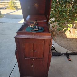 Old Victrola With Records Included