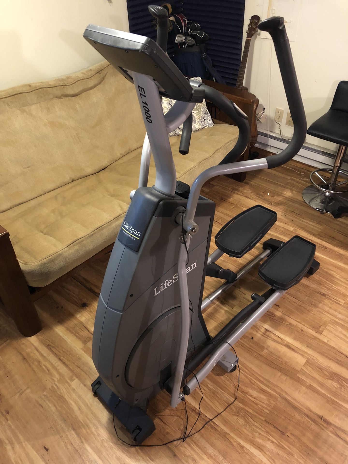 Elliptical Machine - LifeSpan EL 1000