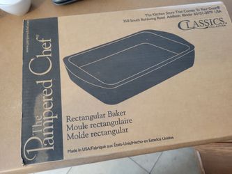 Pampered chef rectangular baker