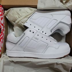 DVS Skate Shoes Size 13