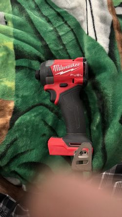 Milwaukee FUEL Cordless Impact Driver