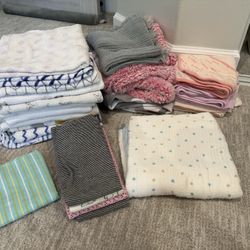 Huge lot of Aden and Anais baby swaddle blankets/blankets/ bath towels/ burping cloth/bandana bibs
