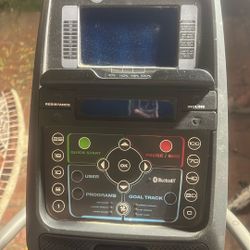 Schwinn 470 Elliptical 