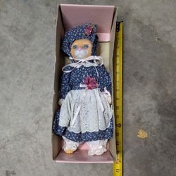 Goebel Bette Ball Cat Doll "Peaches". Musical