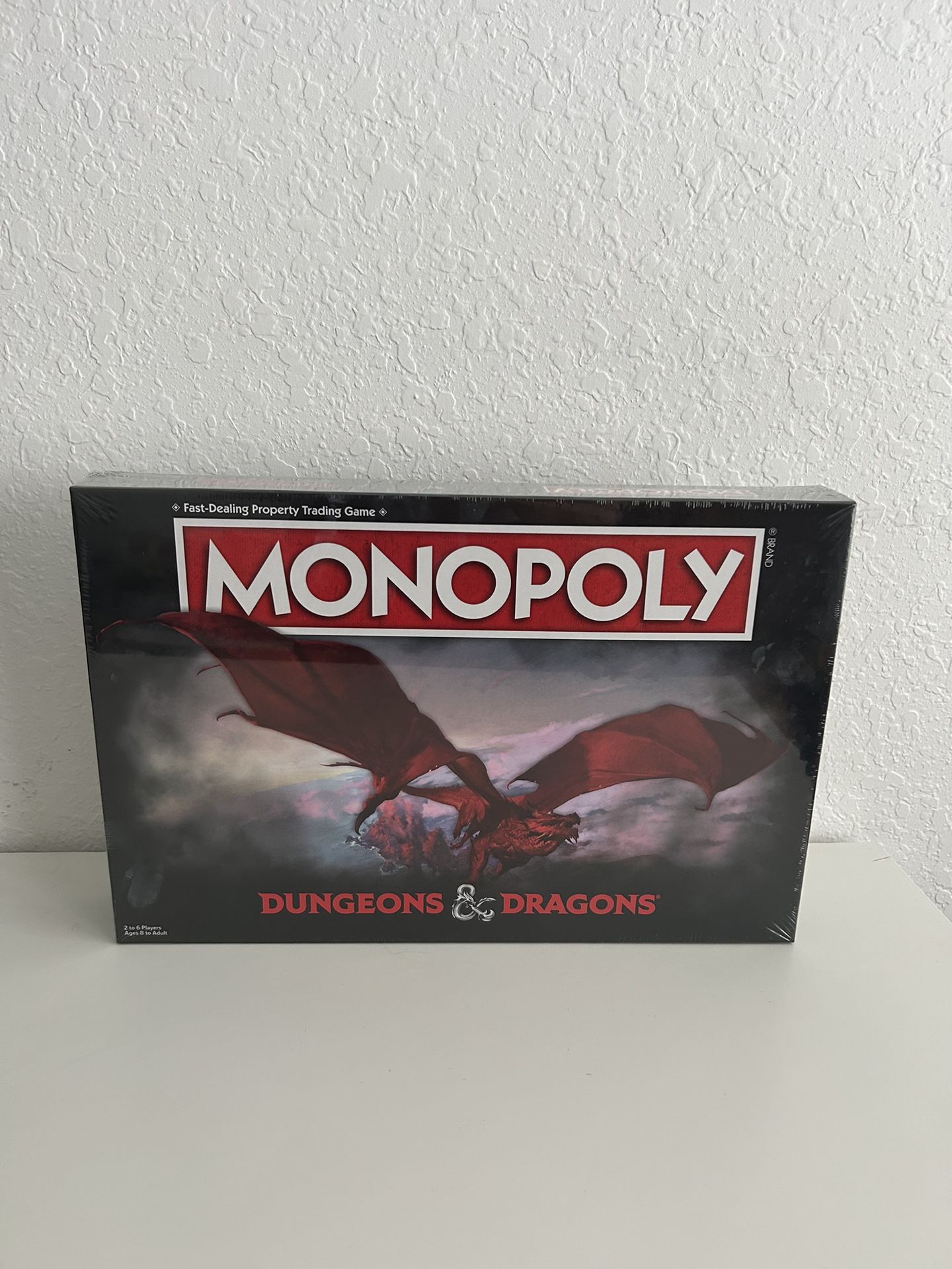 Monopoly Dungeons & Dragons Edition Board Game!