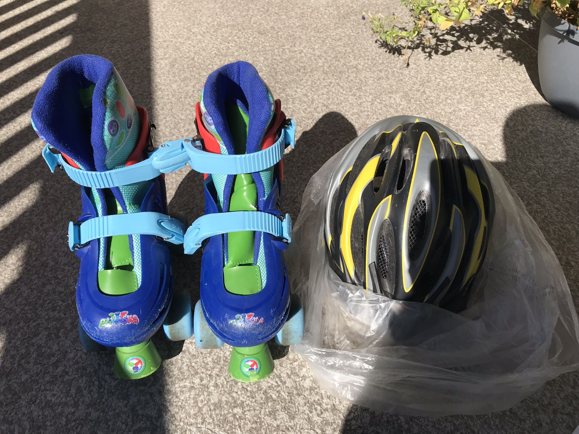 Toys,  Books, Helmet, Skate