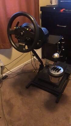 Thrustmaster TX Racing sim with shifter