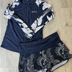 🌊 ROXY SWIM SUIT SET SIZE LARGE