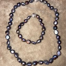 Black Pearl Necklace & Bracelet 