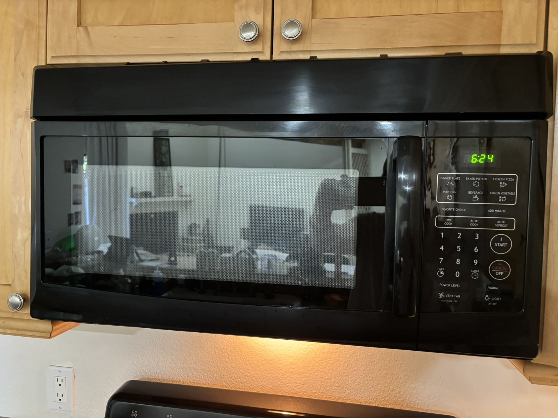 Free Magic Chef microwave oven