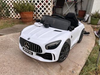 Mercedes AMG kids electric ride car