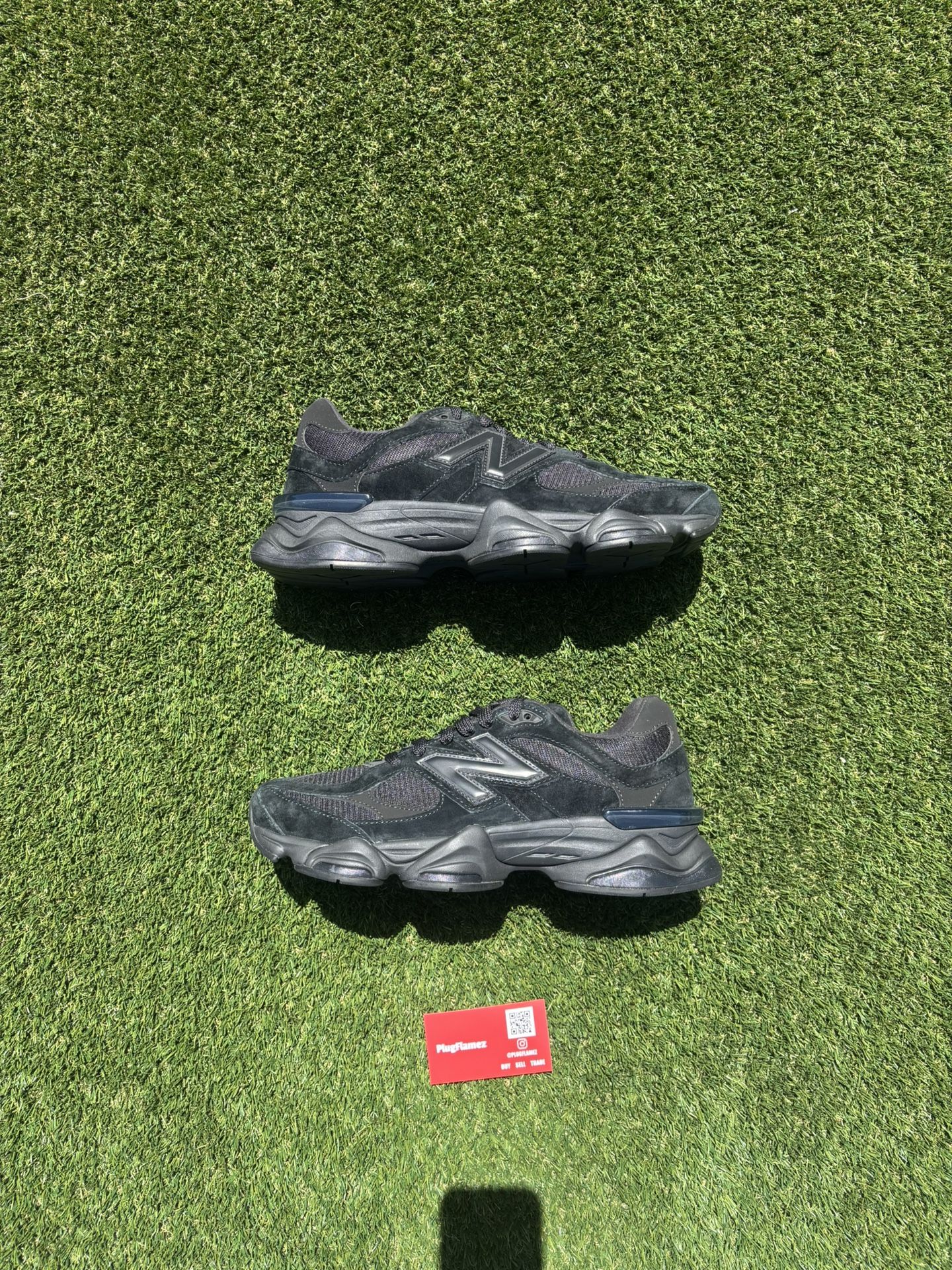 New Balance 9060 Triple Black