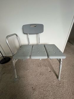 Medical Shower Transfer Bench/ Tub Transfer Chair – Great Condition