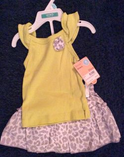 New 2 piece set-size 6 months