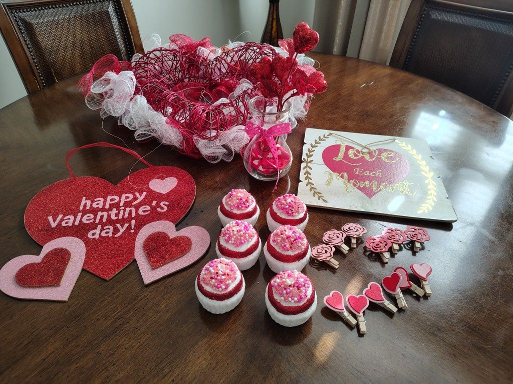 Valentine's Day Home Decor