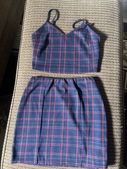 Ropa seminueva alguna con etiqueta