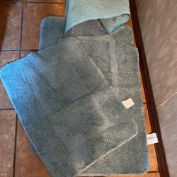 Bathroom Rug Set And Matching Bath Floor Pad It Didn’t Match What I Wanted For 