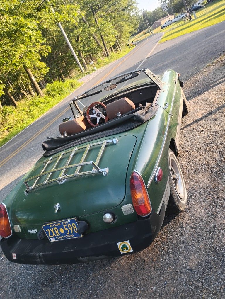 77 Mgb Car