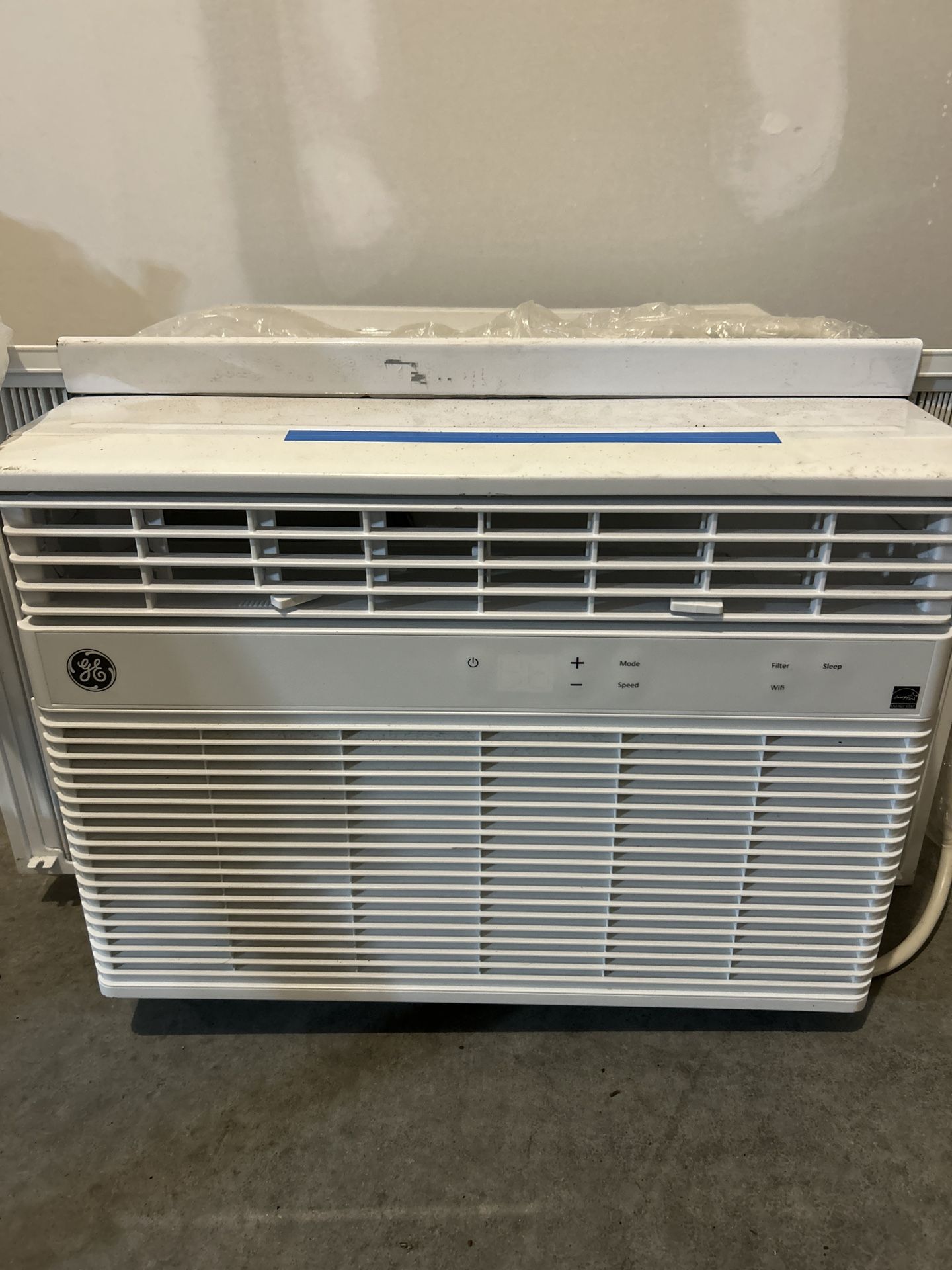 10,000 BTU Window AC unit