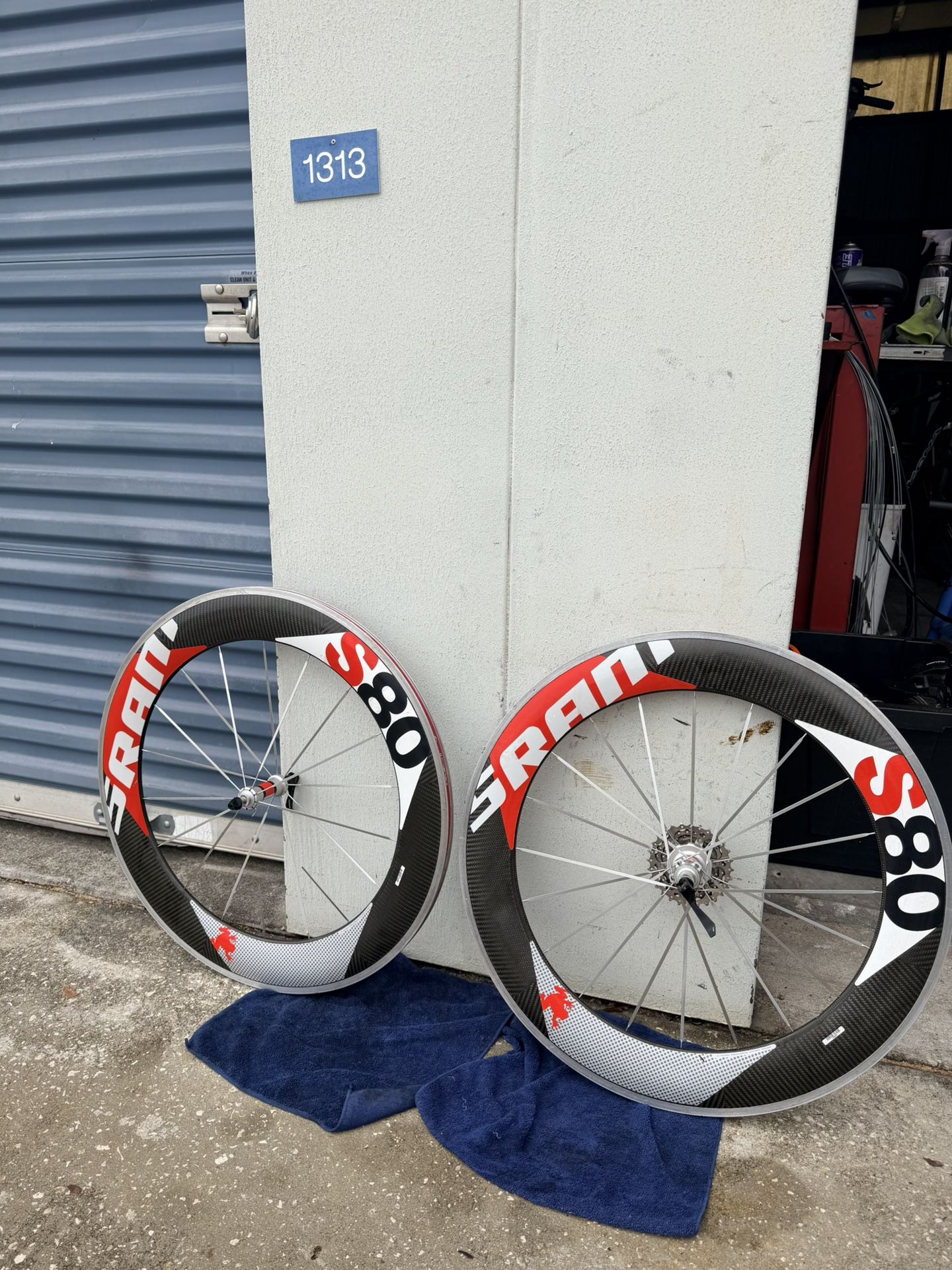 SRAM S80 Carbon wheels Set 700c for Sale in Orlando, FL - OfferUp