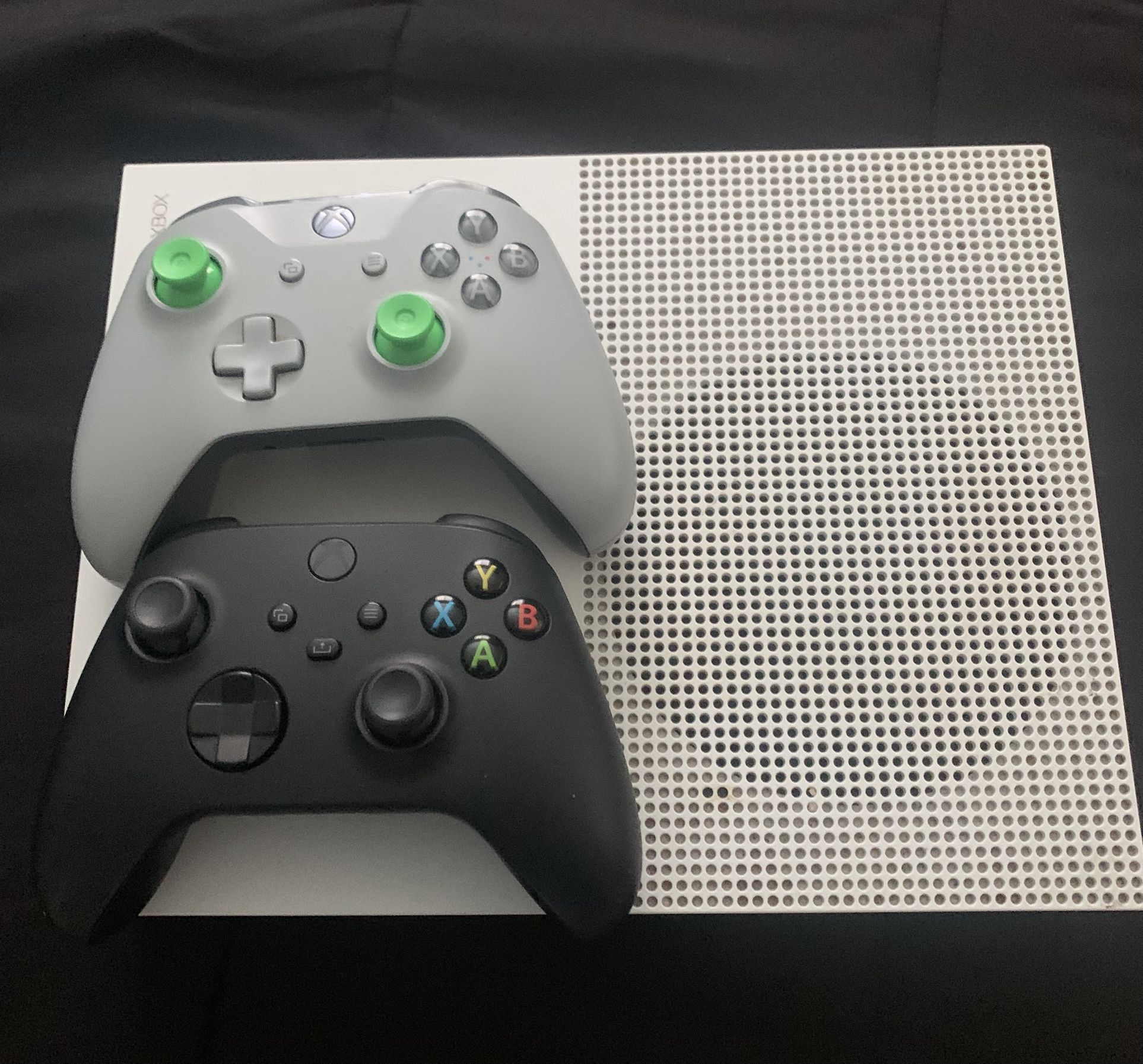 Xbox One S