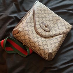 Gucci Crossbody Bag (Men/Women)