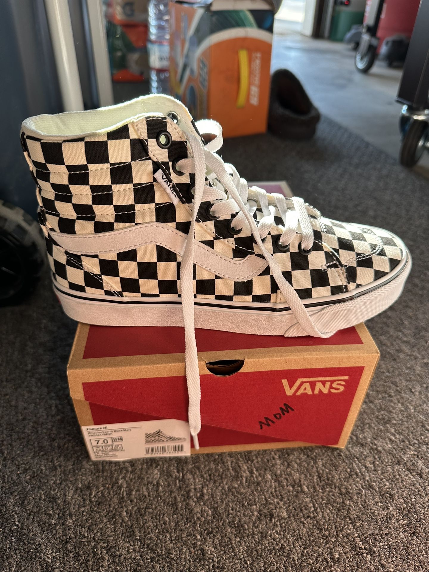 VANS Filmore Hi TOP Women’s 7 New In Box 