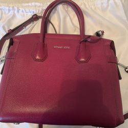 MICHAEL KORs CROSSBODY