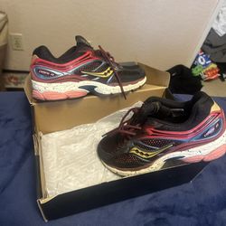 Saucony Omni 9 Running Shoes 🔥 Retro Runner Sneakers – Clean Pair w/ Box