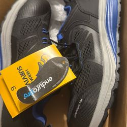 Women’s Size 6