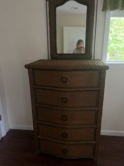 Wicker dresser