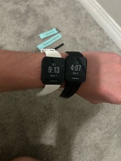 2 Garmin Forerunner 35 Running GPS Sports Watches with Charger