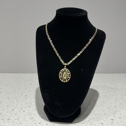 Round diamond virgin mare pendant
