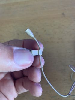 Tie microphone skin color