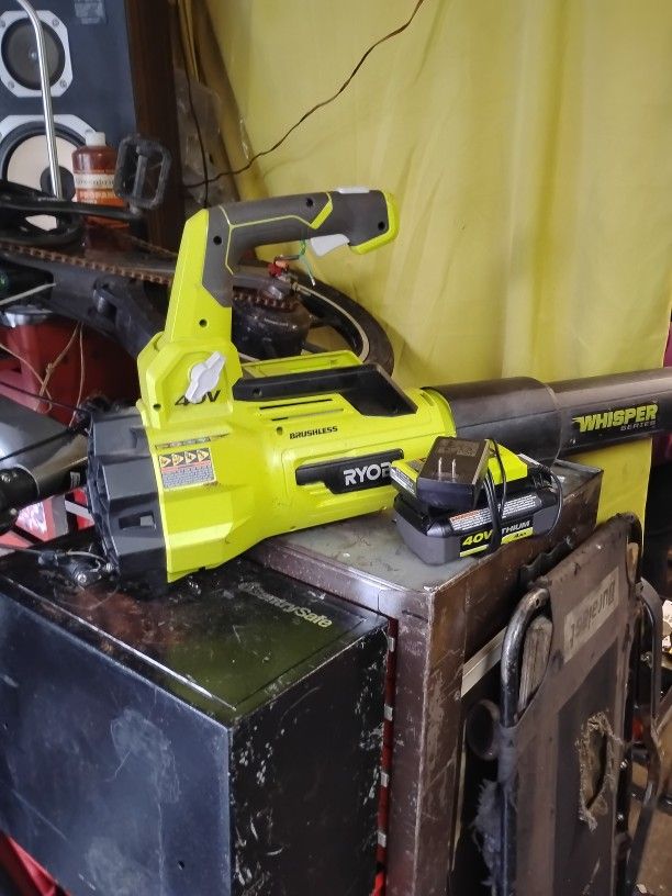 Ryobi Blower Like New Needs New Battery Comes With Charger 