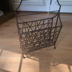 NEW Magazine Rack 